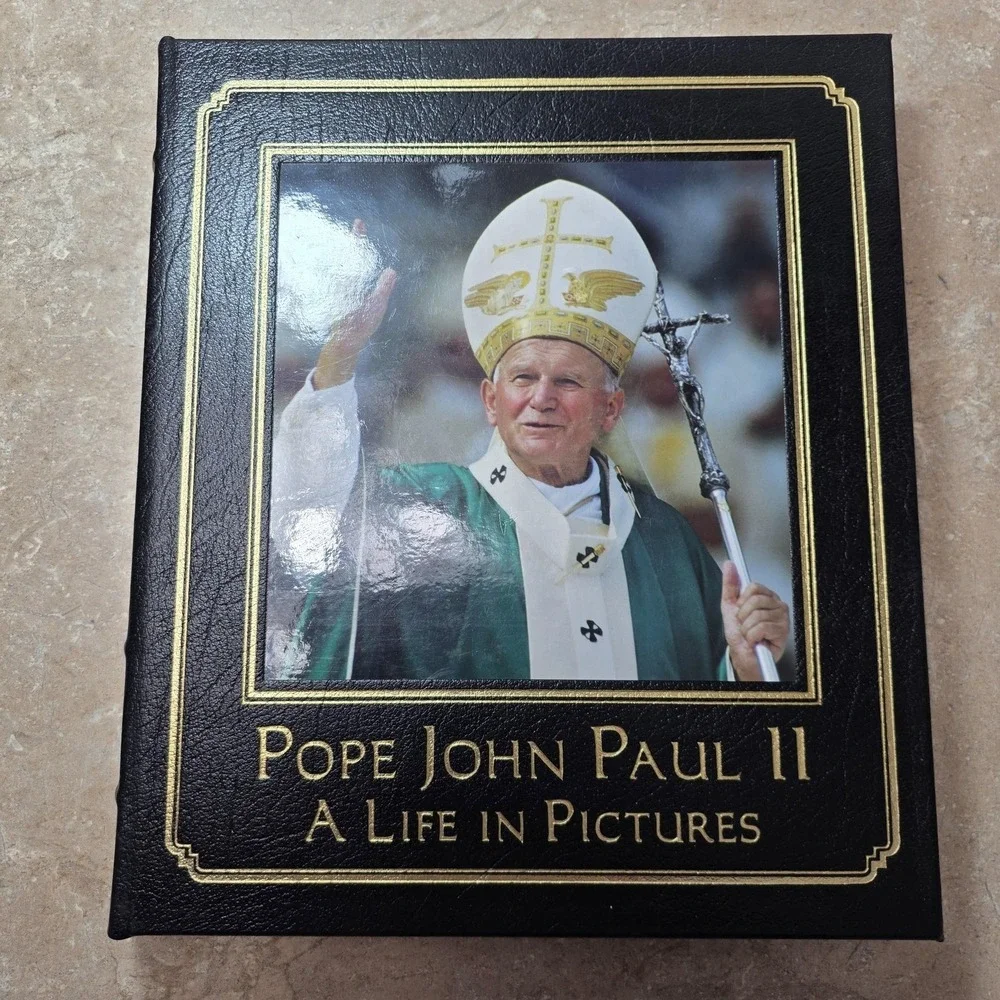 Pope‎ John Paul II A Life In Pictures Dherbier Verlhac HC Black Leather Taunton